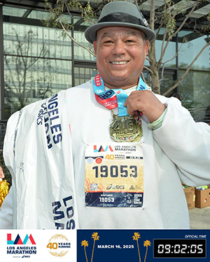 Devin Lockett finishes the 2025 LA Marathon